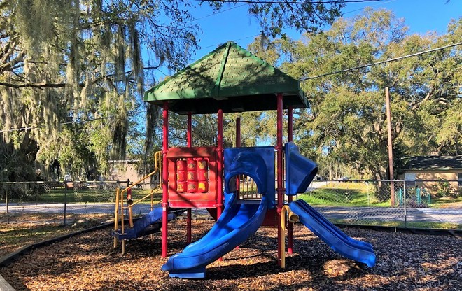 Photos Of Lake Ariana Park In Auburndale Florida-Western Shoreline